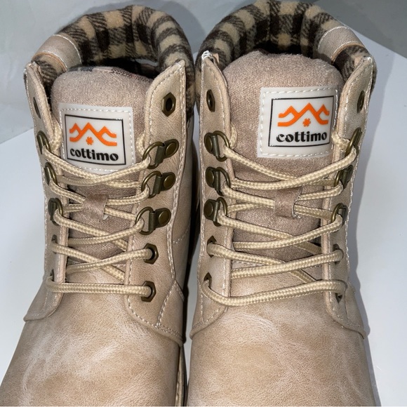 NIB Women’s Cottimo Water Resistant Flannel Lined Hiking Boots Beige Size 9 - Picture 3 of 8